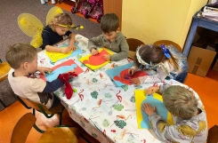 2024-11-29 - Kotki - Które kolory się lubią - Zajęcia ze sztuki z Panią Kasią